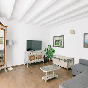 Addimora Boutique 2*, Palermo Italien